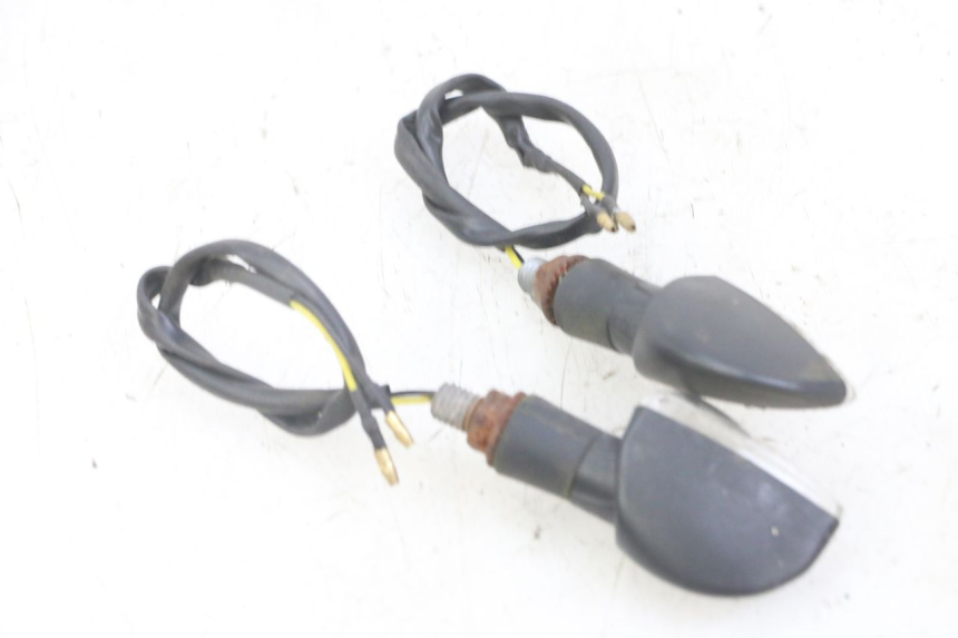 photo de DELANTERO INTERMITENTE HONDA CBF 500 (2004 - 2007)