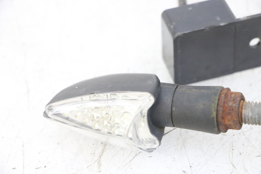 photo de DELANTERO INTERMITENTE HONDA CBF 500 (2004 - 2007)