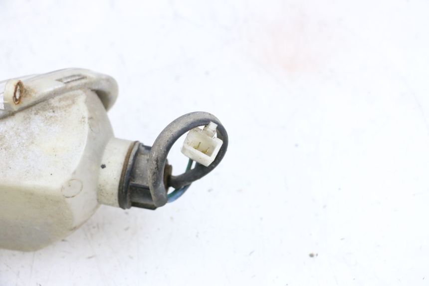 photo de DELANTERO DERECHO INTERMITENTE KYMCO AGILITY CITY 4T 50 (2008 - 2016) - Primer plano técnico