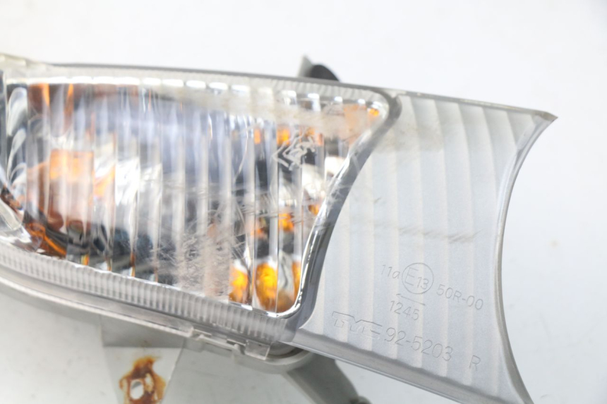 photo de INTERMITENTE DELANTERO DERECHO SUZUKI BURGMAN 125 (2007 - 2014)