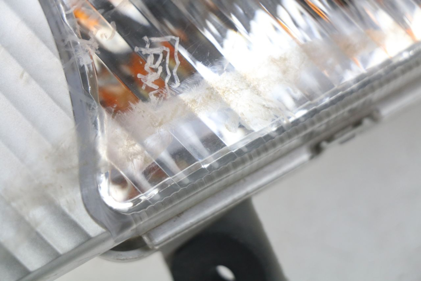 photo de INTERMITENTE DELANTERO DERECHO SUZUKI BURGMAN 125 (2007 - 2014)