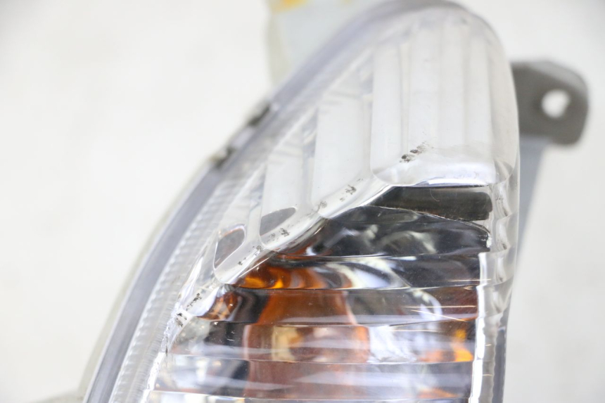 photo de INTERMITENTE DELANTERO DERECHO SUZUKI BURGMAN 125 (2007 - 2014)