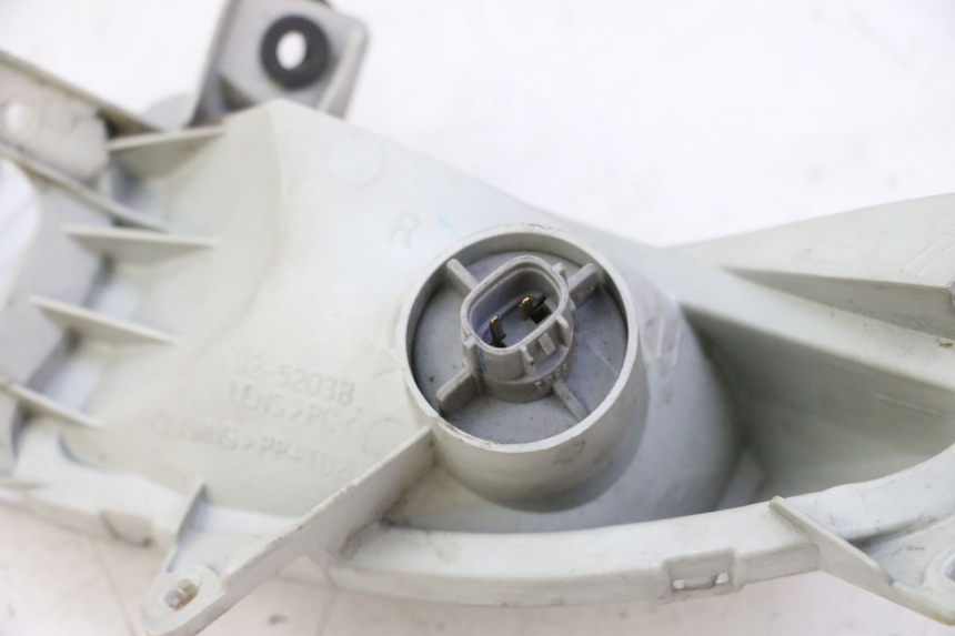 photo de INTERMITENTE DELANTERO DERECHO SUZUKI BURGMAN 125 (2007 - 2014)