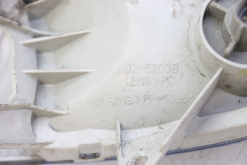 photo de INTERMITENTE DELANTERO DERECHO SUZUKI BURGMAN 125 (2007 - 2014)