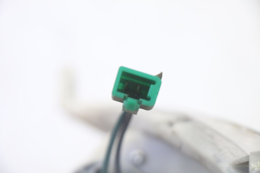 photo de DELANTERO DERECHO INTERMITENTE YAMAHA CYGNUS X INJECTION 125 (2007 - 2013)