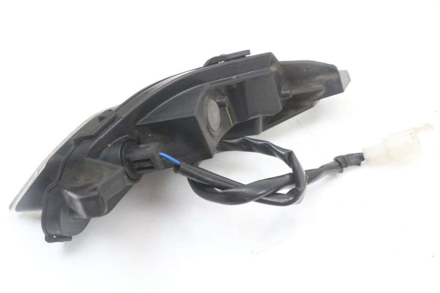 photo de DELANTERO DERECHO INTERMITENTE LONGJIA EASY MAX 125 (2020 - 2024)