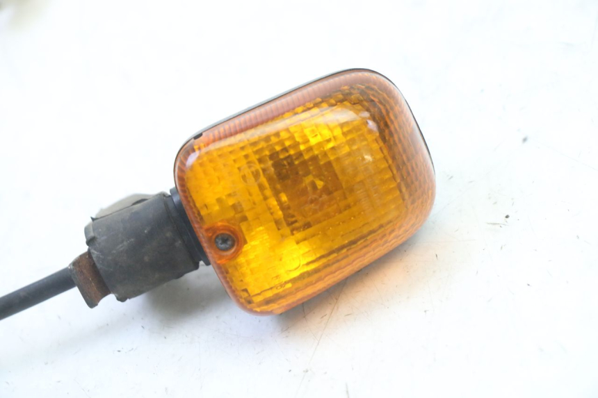 photo de DELANTERO DERECHO INTERMITENTE APRILIA ETX 125 (1998 - 2002)