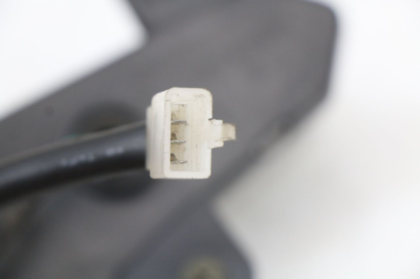 photo de Intermitente delantero derecho EUROCKA R8 4T 50 (2013 - 2022)