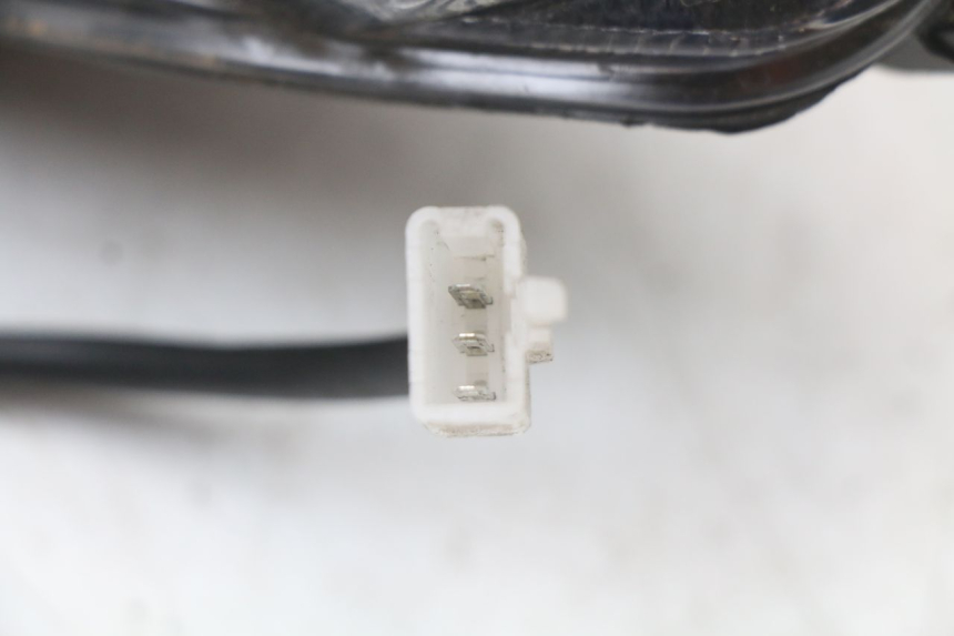 photo de INTERMITENTE DELANTERO DERECHO JM MOTORS EVOLIS 4T 50 (2018 - 2022)