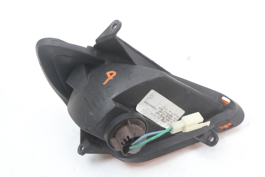 photo de DELANTERO DERECHO INTERMITENTE HONDA FES PANTHEON 2T 125 (1998 - 2002)