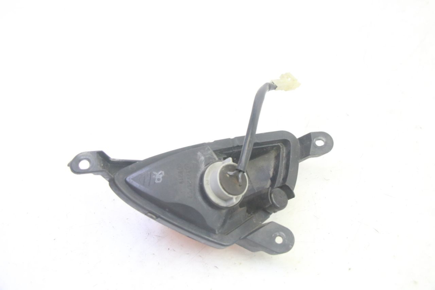 photo de INTERMITENTE DELANTERO DERECHO YAMAHA FJR ABS 1300 (2006 - 2012) - Primer plano técnico