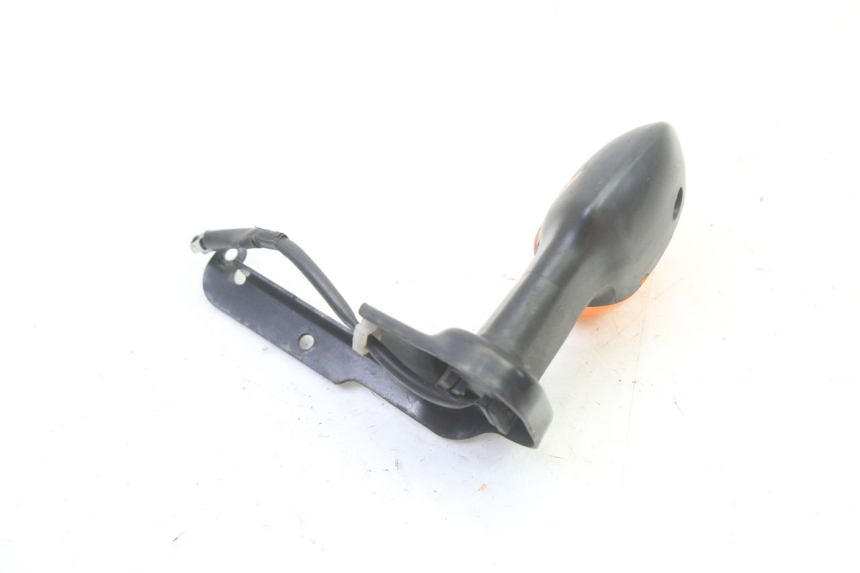photo de DELANTERO DERECHO INTERMITENTE YAMAHA FZ6 FAZER S2 600 (2007 - 2011)