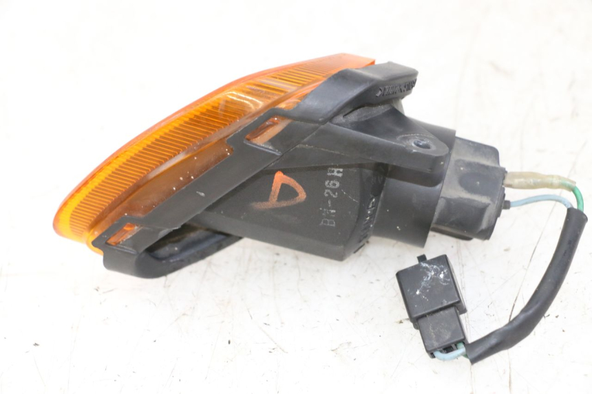 photo de DELANTERO DERECHO INTERMITENTE HONDA CBR F 1000 (1993 - 1996)