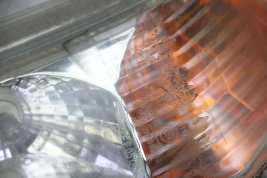 photo de INTERMITENTE DELANTERO DERECHO KYMCO LIKE 125 (2009 - 2016) - Marcados y referencias originales