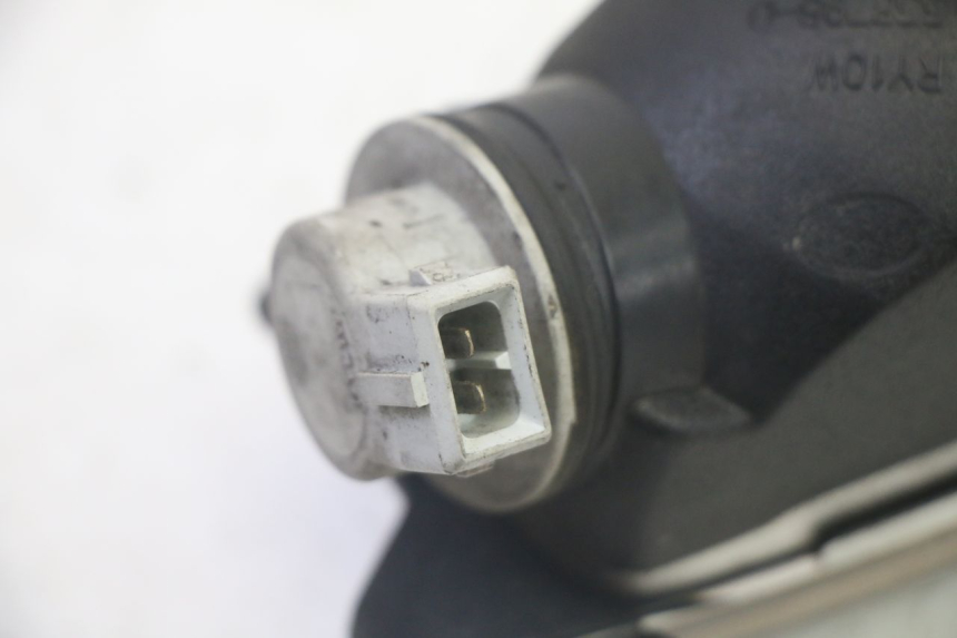 photo de DELANTERO DERECHO INTERMITENTE PIAGGIO MP3 125 (2006 - 2014)