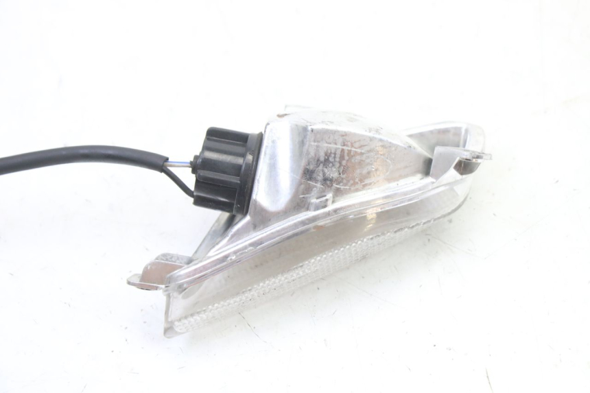 photo de DELANTERO DERECHO INTERMITENTE PIAGGIO NEW TYPHOON 50 (2018 - 2021)