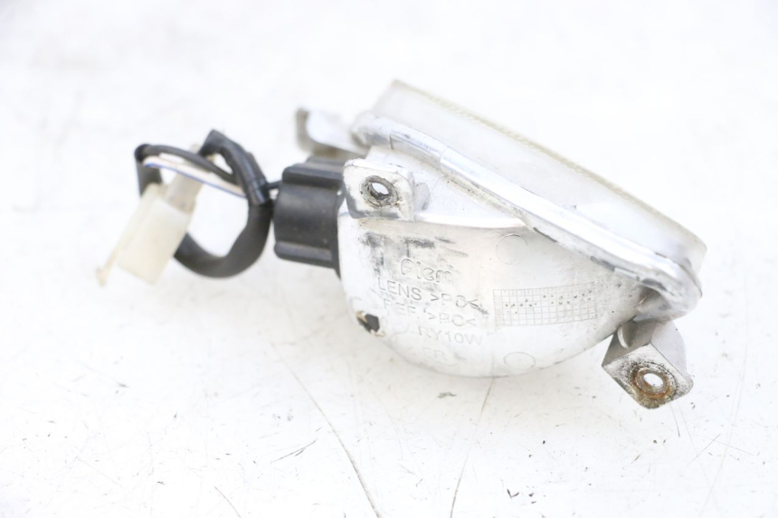 photo de DELANTERO DERECHO INTERMITENTE PIAGGIO NEW TYPHOON 50 (2018 - 2021) - Primer plano técnico