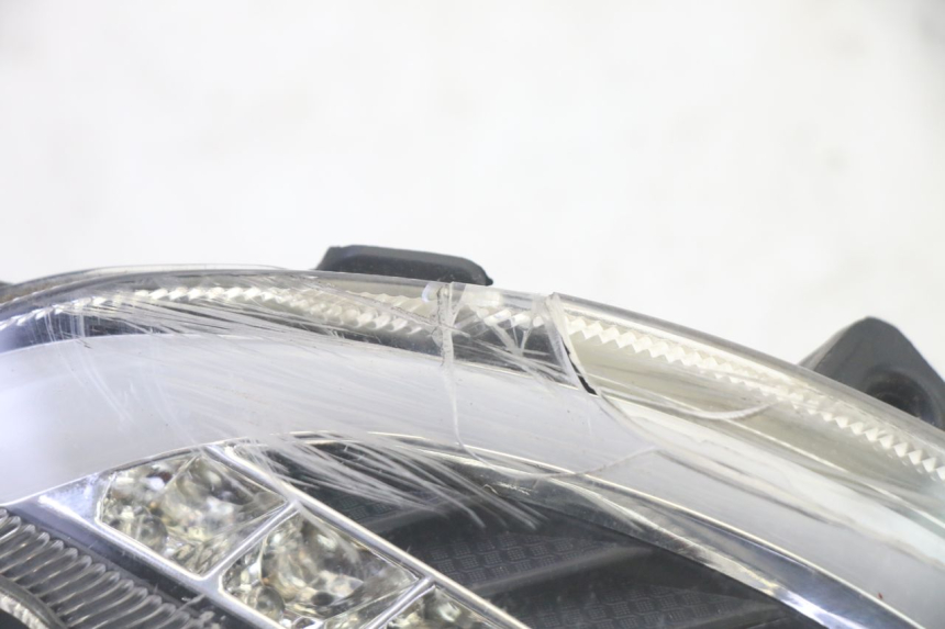 photo de DELANTERO DERECHO INTERMITENTE JM MOTORS OLDIES GT 4T 50 (2018 - 2025) - Detalle de la pieza