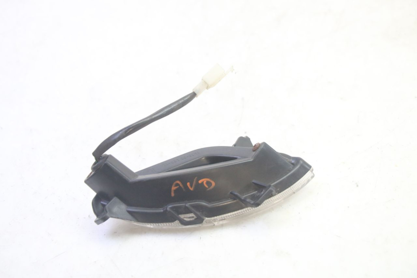 photo de DELANTERO DERECHO INTERMITENTE JM MOTORS OLDIES GT 4T 50 (2018 - 2025) - Zoom estado de uso