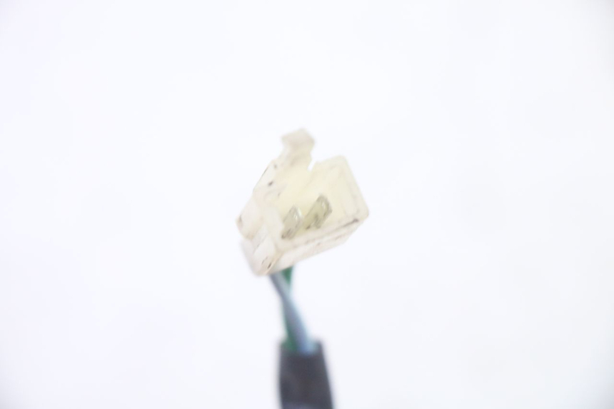 photo de DELANTERO DERECHO INTERMITENTE SYM ORBIT III 3 4T 50 (2021 - 2025) - Estado de la superficie y material