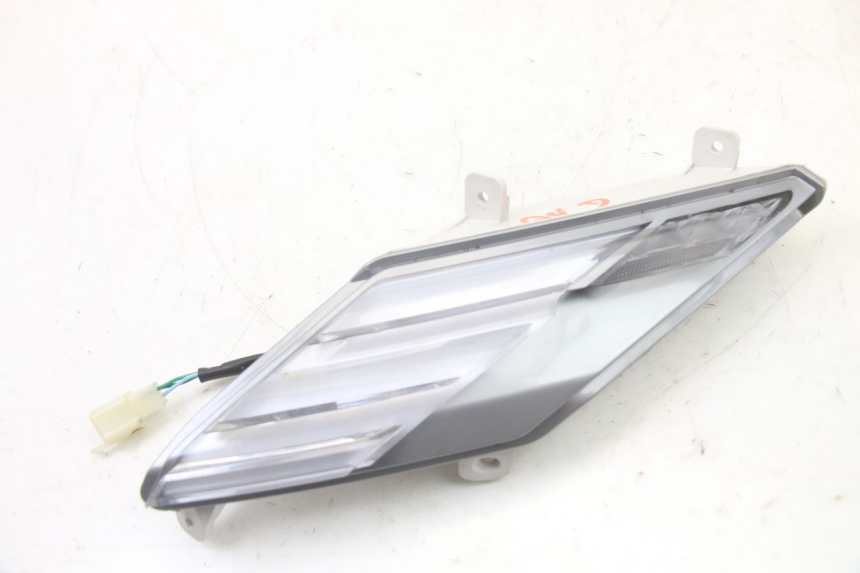 photo de DELANTERO DERECHO INTERMITENTE PEUGEOT TWEET 4T 50 (2023 - 2025)