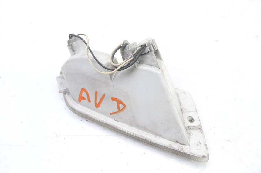 photo de DELANTERO DERECHO INTERMITENTE PIAGGIO VESPA GRANTURISMO 125 (2003 - 2007)