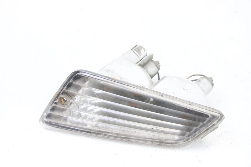 photo de DELANTERO DERECHO INTERMITENTE PIAGGIO VESPA GRANTURISMO 125 (2003 - 2007)