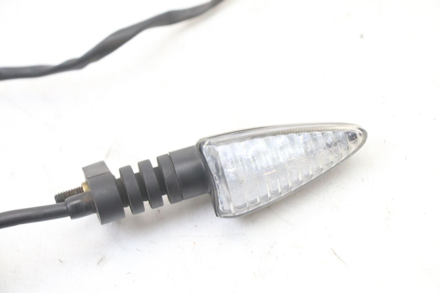 photo de DELANTERO DERECHO INTERMITENTE LIGIER PULSE 3 1 (2014 - 2020) - Detalle de la pieza