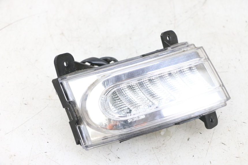 photo de DELANTERO DERECHO INTERMITENTE EFUN PUSA 1 - Vista principal