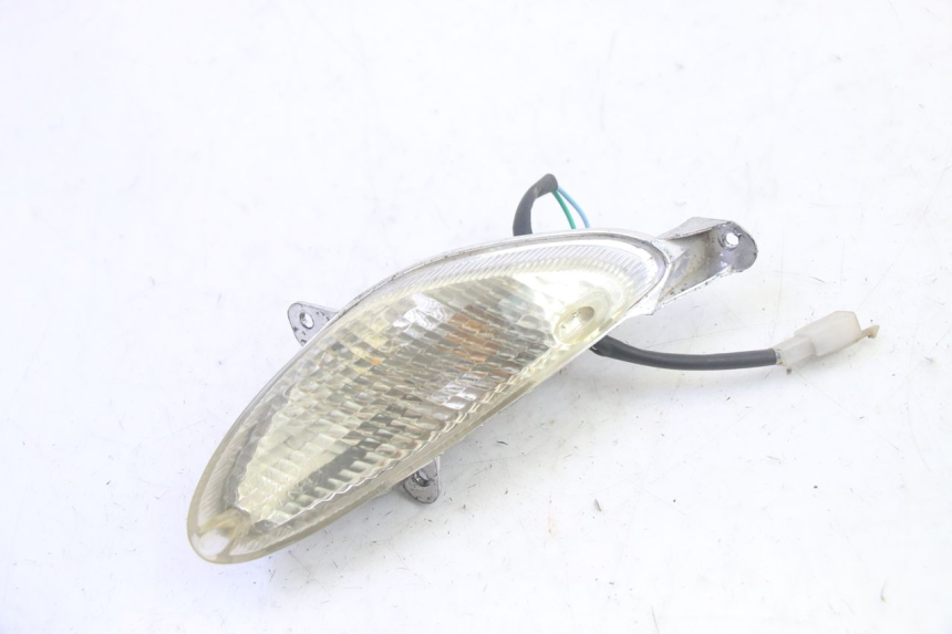 photo de INTERMITENTE DELANTERO DERECHO TNT MOTOR ROMA 10' 4T 50 (2019 - 2022) - Otra perspectiva