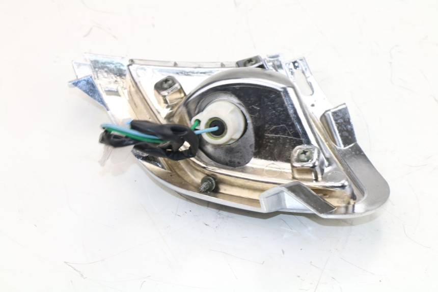 photo de DELANTERO DERECHO INTERMITENTE S-RIDER CAPRI 2T 50 (2010 - 2017)