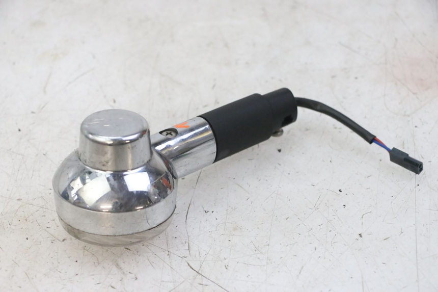 photo de DELANTERO DERECHO INTERMITENTE APRILIA SCARABEO GT TOURING 125 (1999 - 2005)
