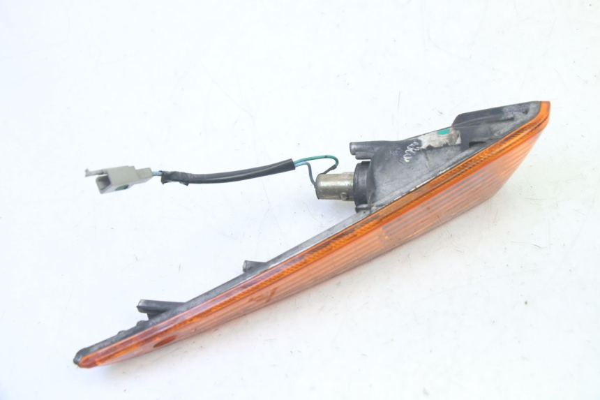 photo de INTERMITENTE DELANTERO DERECHO HONDA SCV LEAD 100 (2003 - 2007)