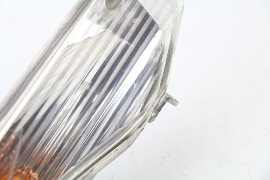photo de DELANTERO DERECHO INTERMITENTE HONDA SES DYLAN 125 (2002 - 2006)