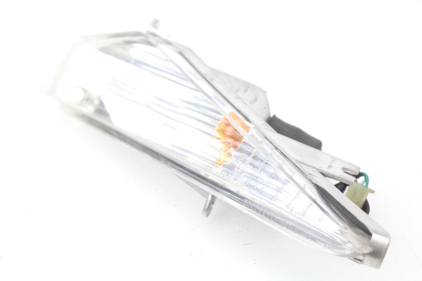 photo de DELANTERO DERECHO INTERMITENTE HONDA SES DYLAN 125 (2002 - 2006)