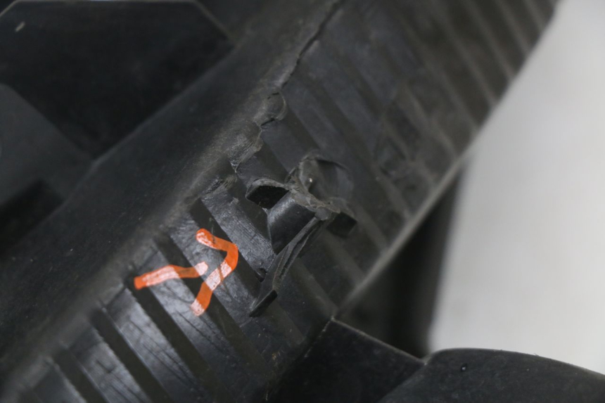 photo de DELANTERO DERECHO INTERMITENTE HONDA SH ABS 125 (2012 - 2017)