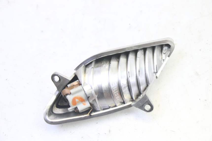 photo de DELANTERO DERECHO INTERMITENTE APRILIA SR R 2T LC 50 (2018 - 2021)