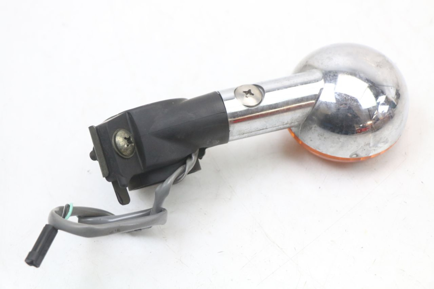 photo de DELANTERO DERECHO INTERMITENTE SUZUKI VL INTRUDER 125 (2004 - 2007)
