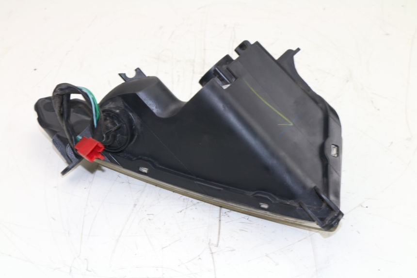 photo de DELANTERO DERECHO INTERMITENTE SYM GTS 125 (2005 - 2008)