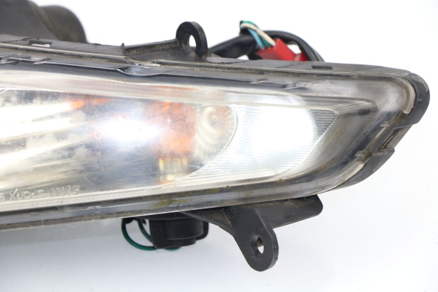 photo de DELANTERO DERECHO INTERMITENTE SYM GTS 250 (2005 - 2008)