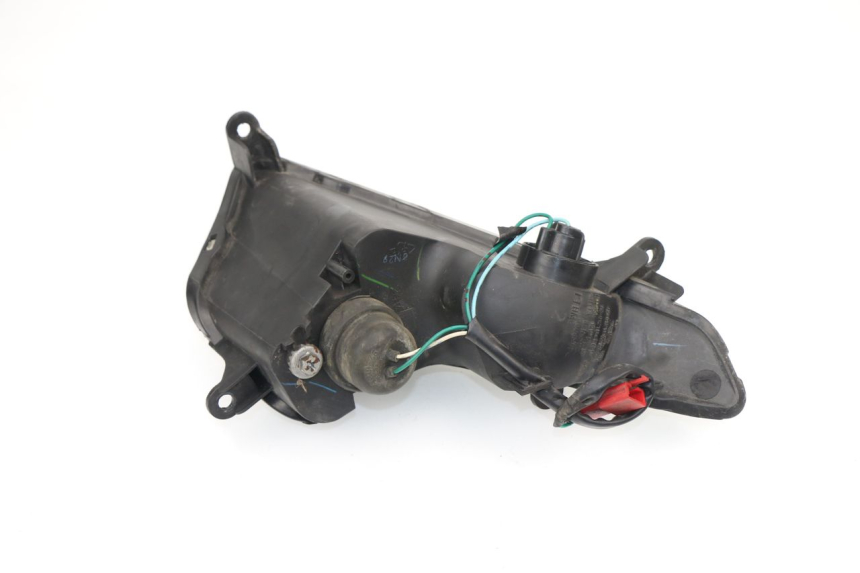 photo de DELANTERO DERECHO INTERMITENTE SYM GTS 250 (2005 - 2008)