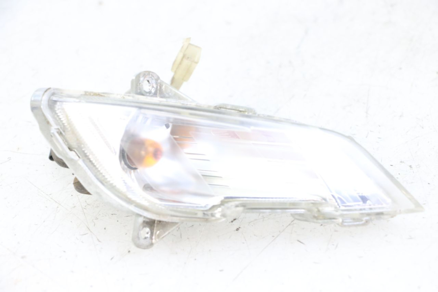 photo de DELANTERO DERECHO INTERMITENTE PEUGEOT TWEET 4T 50 (2014 - 2019)