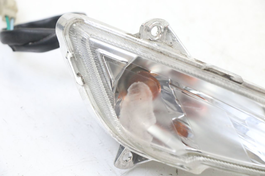 photo de DELANTERO DERECHO INTERMITENTE PEUGEOT TWEET PRO CARGO 50 (2018 - 2020)