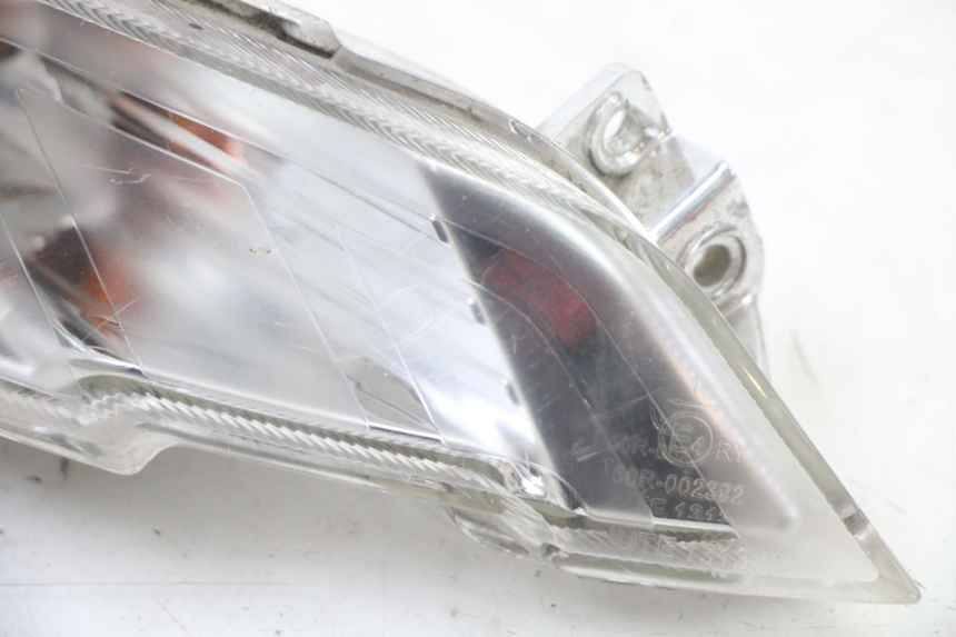 photo de DELANTERO DERECHO INTERMITENTE PEUGEOT TWEET PRO CARGO 50 (2018 - 2020)