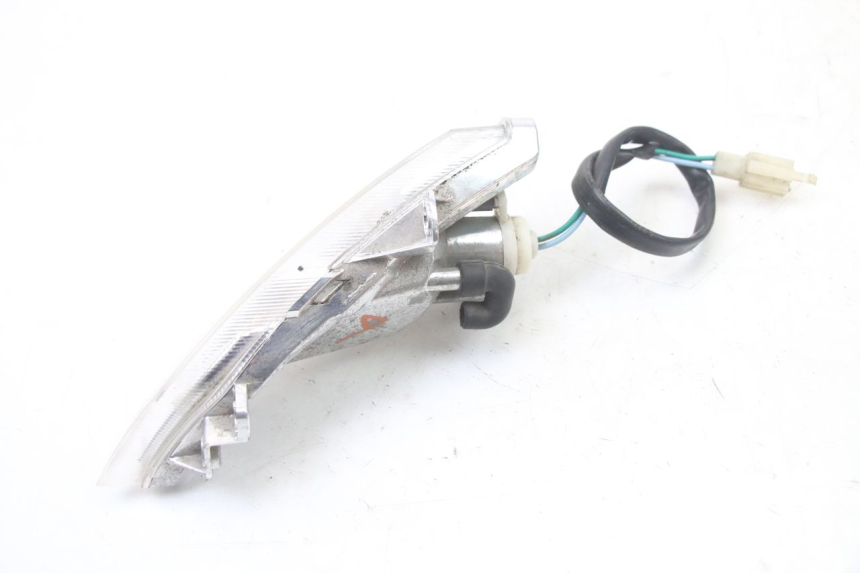 photo de DELANTERO DERECHO INTERMITENTE PEUGEOT TWEET PRO CARGO 50 (2018 - 2020)