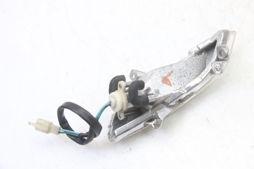 photo de DELANTERO DERECHO INTERMITENTE PEUGEOT TWEET PRO CARGO 50 (2018 - 2020)