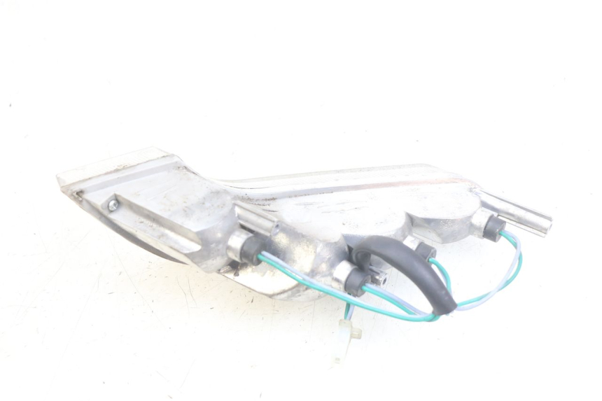 photo de DELANTERO DERECHO INTERMITENTE PEUGEOT VIVACITY NEW 2T 50 (2008 - 2017)