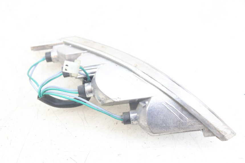 photo de DELANTERO DERECHO INTERMITENTE PEUGEOT VIVACITY NEW 2T 50 (2008 - 2017)