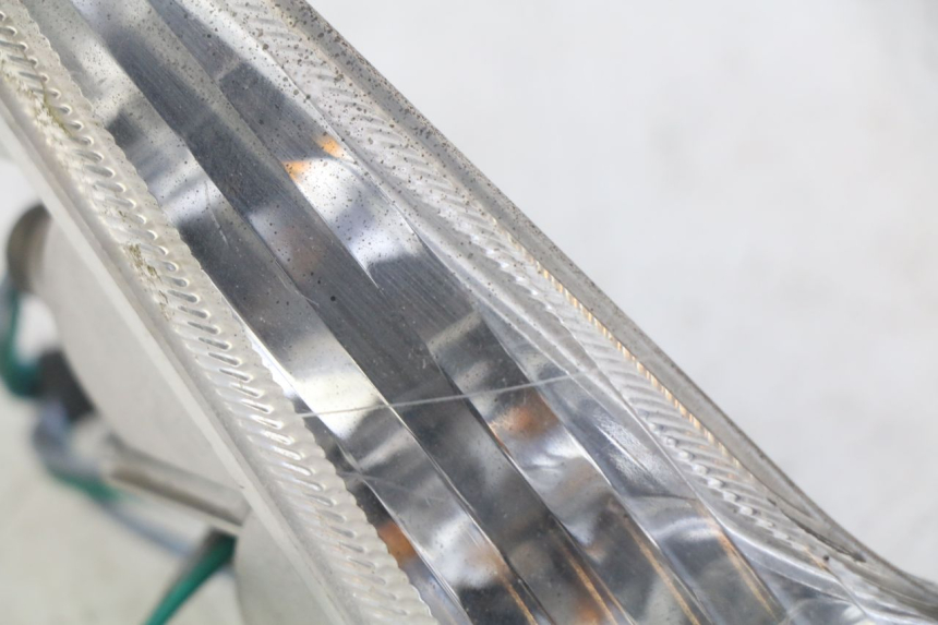 photo de DELANTERO DERECHO INTERMITENTE PEUGEOT VIVACITY NEW 2T 50 (2008 - 2017)