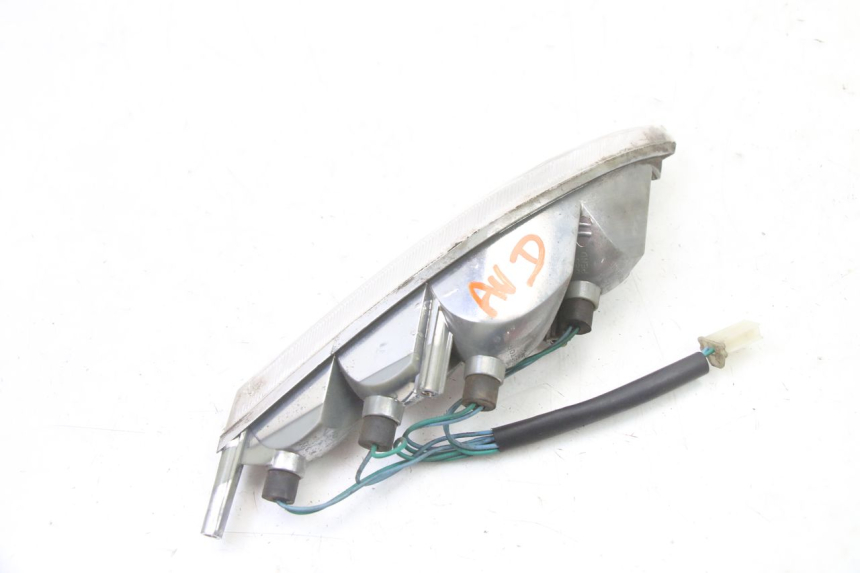 photo de DELANTERO DERECHO INTERMITENTE PEUGEOT VIVACITY NEW 2T 50 (2008 - 2017)